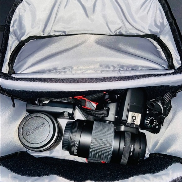 CANON EOS REBEL DSLR CAMERA BUNDLE - Picture 2 of 3